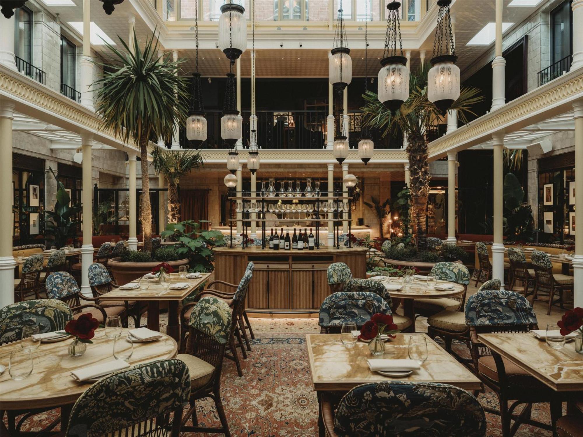 Hotel Nomad